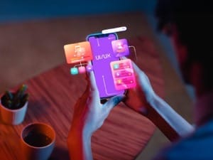 ui&ux geliştirme görseli kullanıcı arayüzü ve deneyim tasarımı