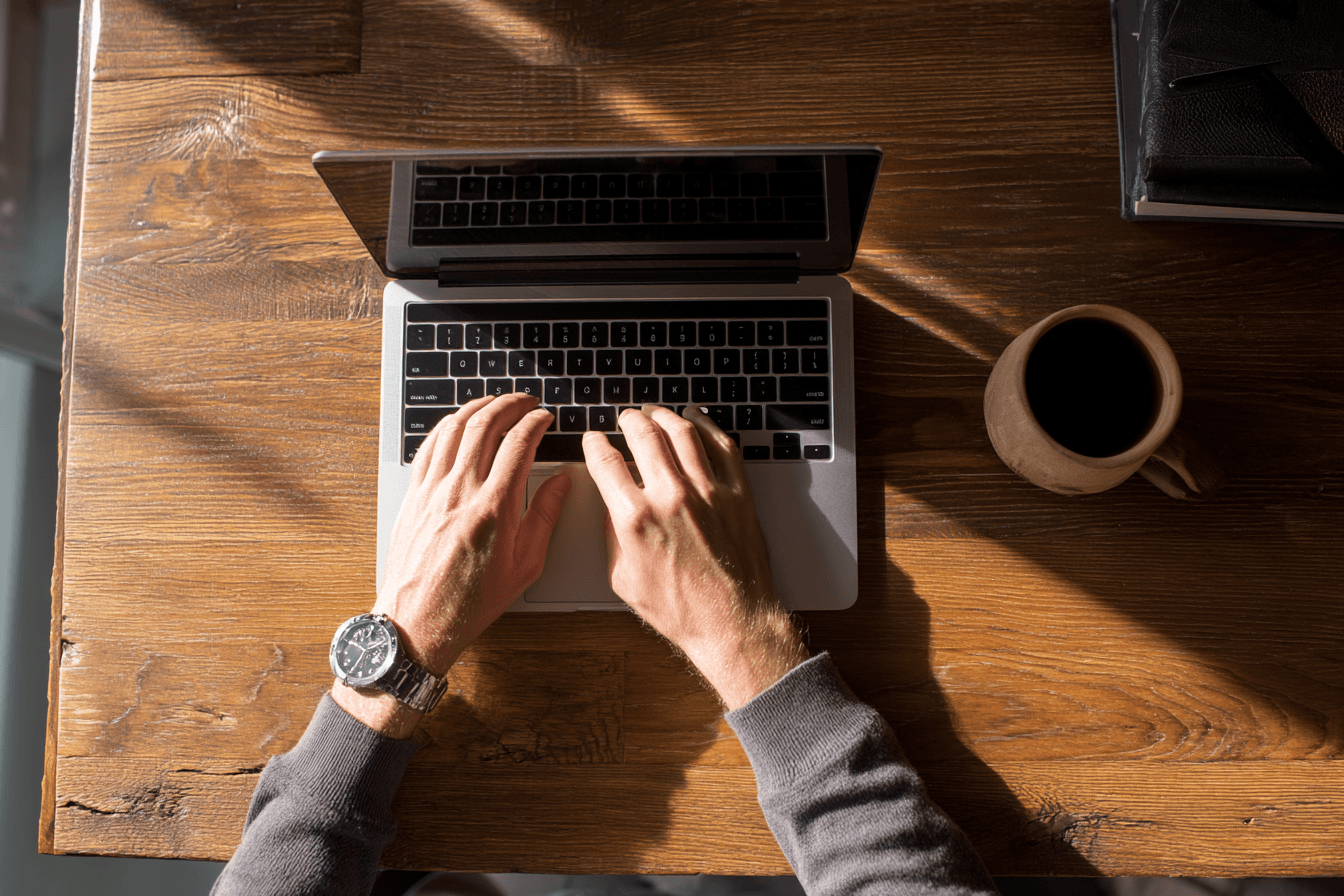 employee image interested in content marketing