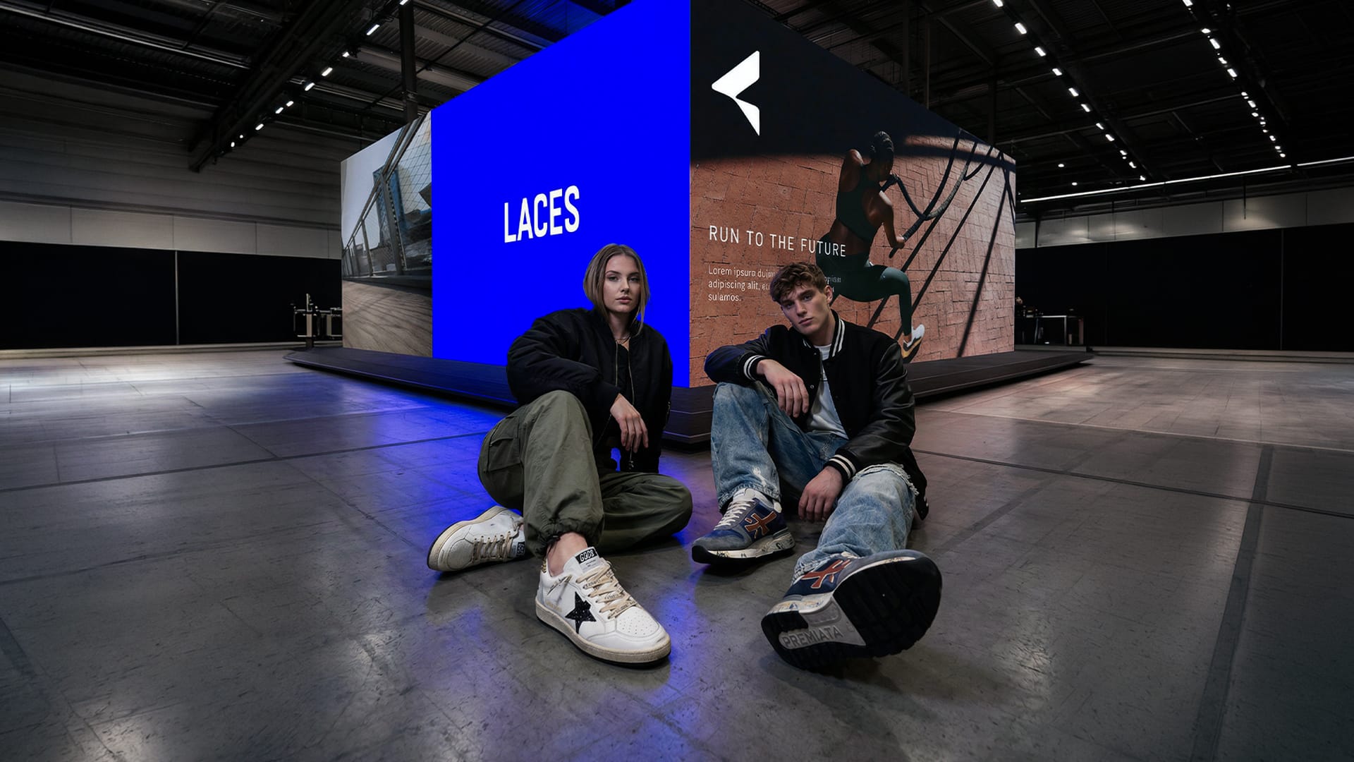 laces logo branding