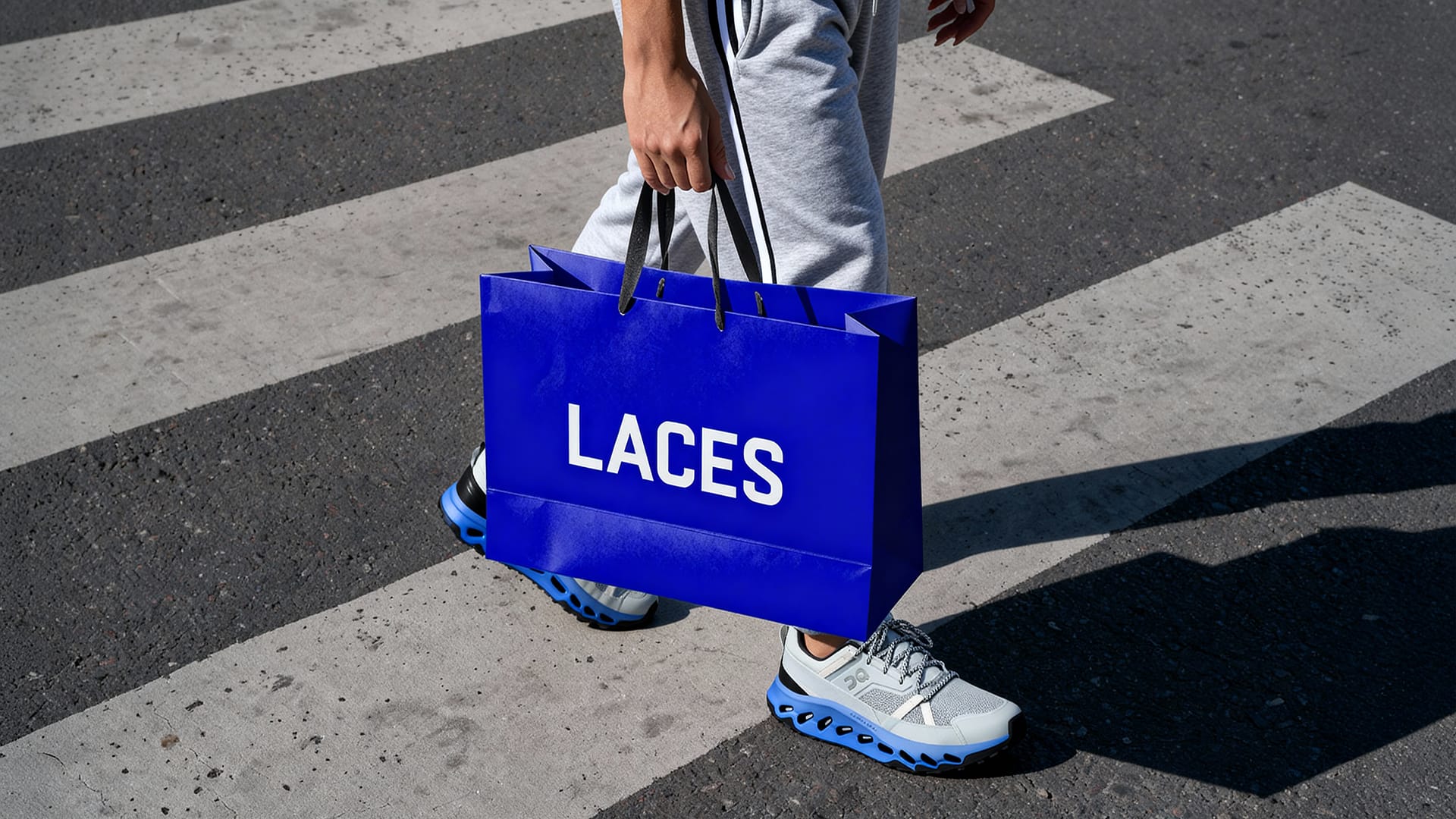 Laces logo tasarımı ve marka kimliği geliştirme
