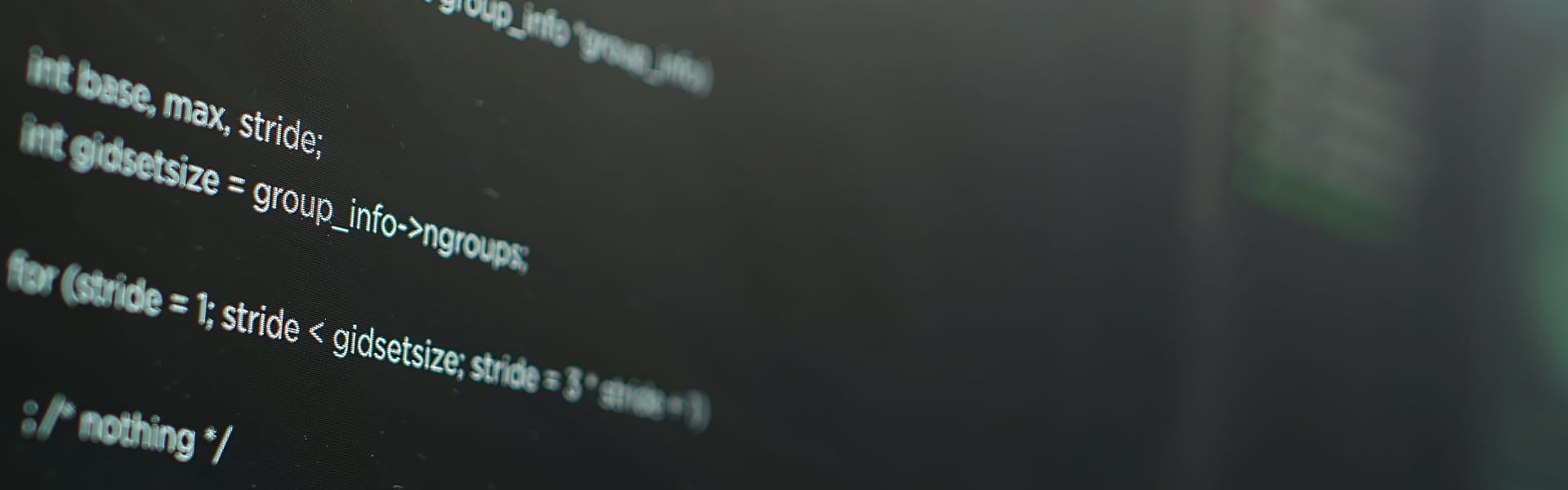 İhtiyaca özel yazılım geliştirme ile ölçeklenebilir ve güvenli dijital çözümler